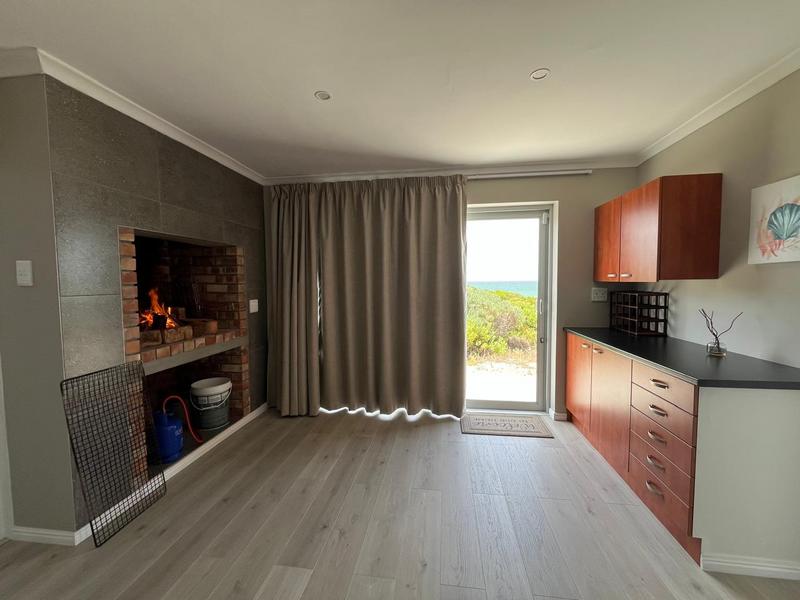 5 Bedroom Property for Sale in Kleinbaai Western Cape